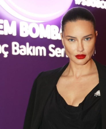 durunun-yeni-marka-yuzu-adriana-lima-oldu-WqcSwvtH.jpg