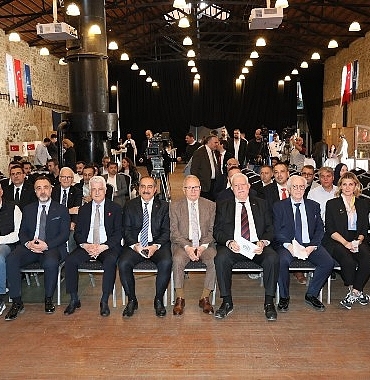 ege-maden-ihracatcilari-birliginde-ibrahim-alimoglu-ikinci-sefer-lider-secildi-PLJC4WmO.jpg