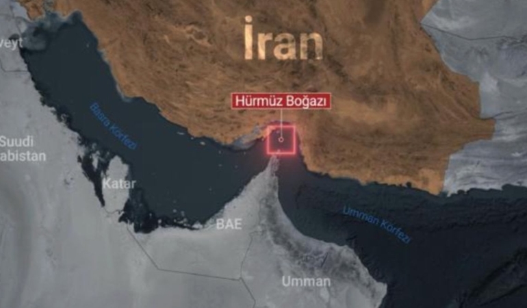 hurmuz-bogazinin-acilmasinin-ardindan-olusan-gemi-trafigi-goruntulendi-1lxjnhsf.jpg