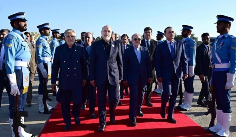 iran-heyeti-pakistandan-ayrildi-iV31uAid.jpg