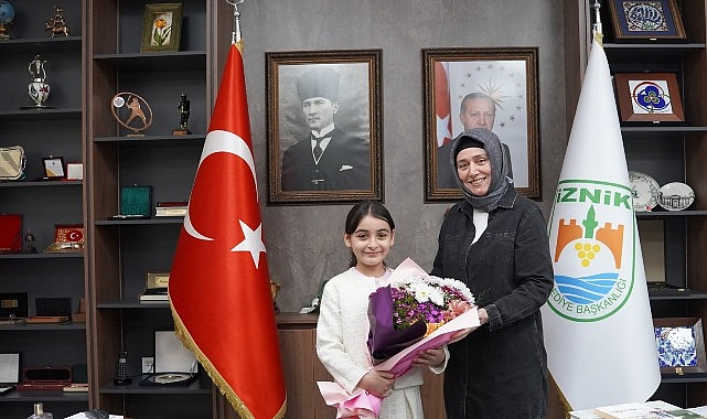iznikte-23-nisanin-baskani-ada-oldu-qsurQ7TM.jpg