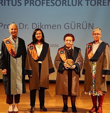 kadir-has-universitesinden-prof-dr-dikmen-gurune-emeritus-unvani-yCPBh4Yc.jpg