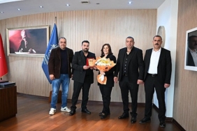 lider-cerciogluna-aydin-agrililar-derneginden-ziyaret-qJvWw77c.jpg