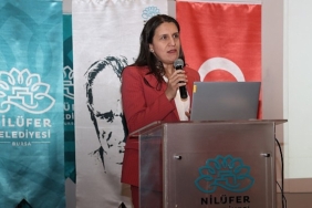 niluferde-parkinsonla-yasamak-masaya-yatirildi-IKmhXxb7.jpg