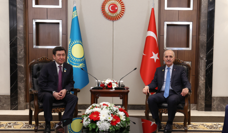 tbmm-baskani-kurtulmus-kazakistan-parlamentosu-meclis-baskani-kosanov-ile-gorustu-OVi7tnK7.jpg