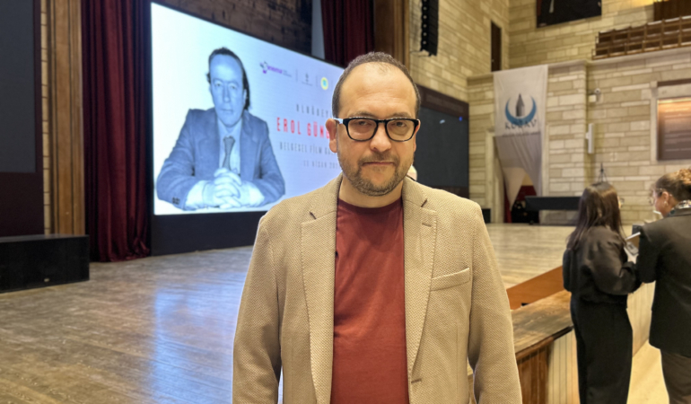 ulugbeyler-erol-gungor-belgeseli-gala-gosteriminde-izleyiciyle-bulustu-7WDxzPQH.jpg