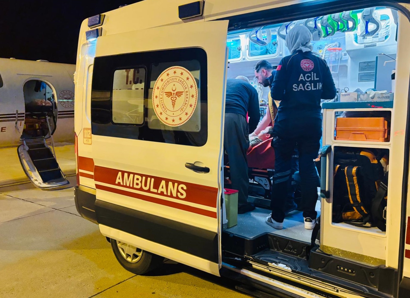 Ağrı’da kalp yetmezliği rahatsızlığı bulunan çocuk, ambulans uçakla Ankara’ya nakledildi