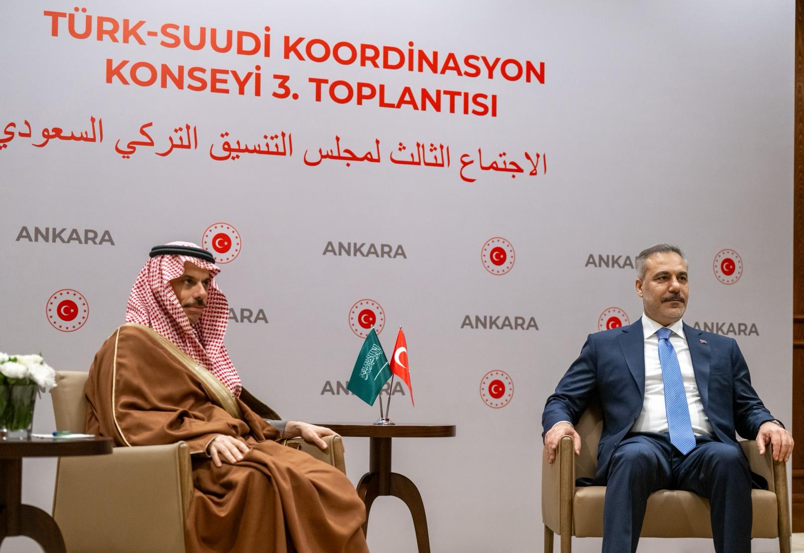 bakan-fidan-suudi-arabistanli-mevkidasi-bin-ferhan-ile-gorustu-YwI2gr9Y.jpg