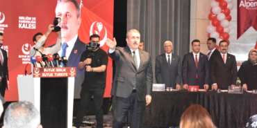 bbp-genel-baskani-destici-partisinin-konya-il-kongresinde-konustu-pNHcrjWr.jpg