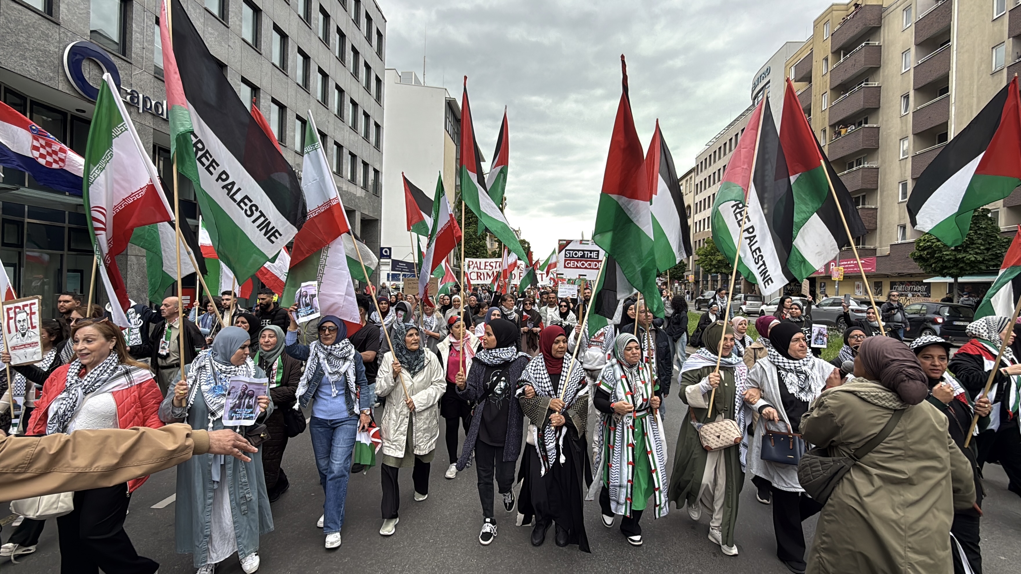 berlinde-filistine-destek-gosterisi-duzenlendi-nvBsXWdn.jpg