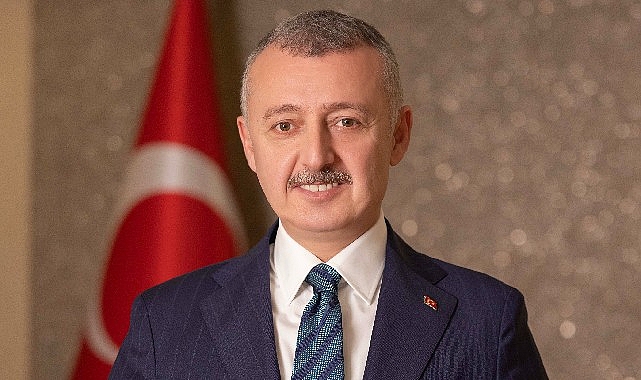 “Bu milletin gençleri, insanlığın geleceğine istikamet verecektir”