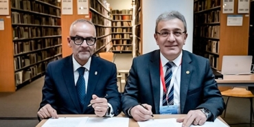 deuden-polonyada-memleketler-arasi-akademik-is-birliklerine-guclu-adim-fRUuZRKC.jpg