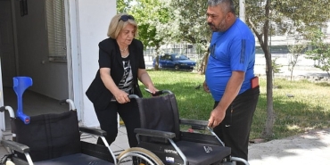 edremit-belediyesi-engellilerin-yaninda-dtK1aXcI.jpg