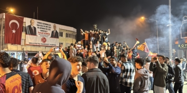 gaziantep-ve-cevre-illerde-galatasarayin-sampiyonlugu-kutlaniyor-7O8Qrwev.jpg