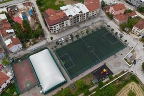 Gemlik’te Halı Alanlar Yenilendi