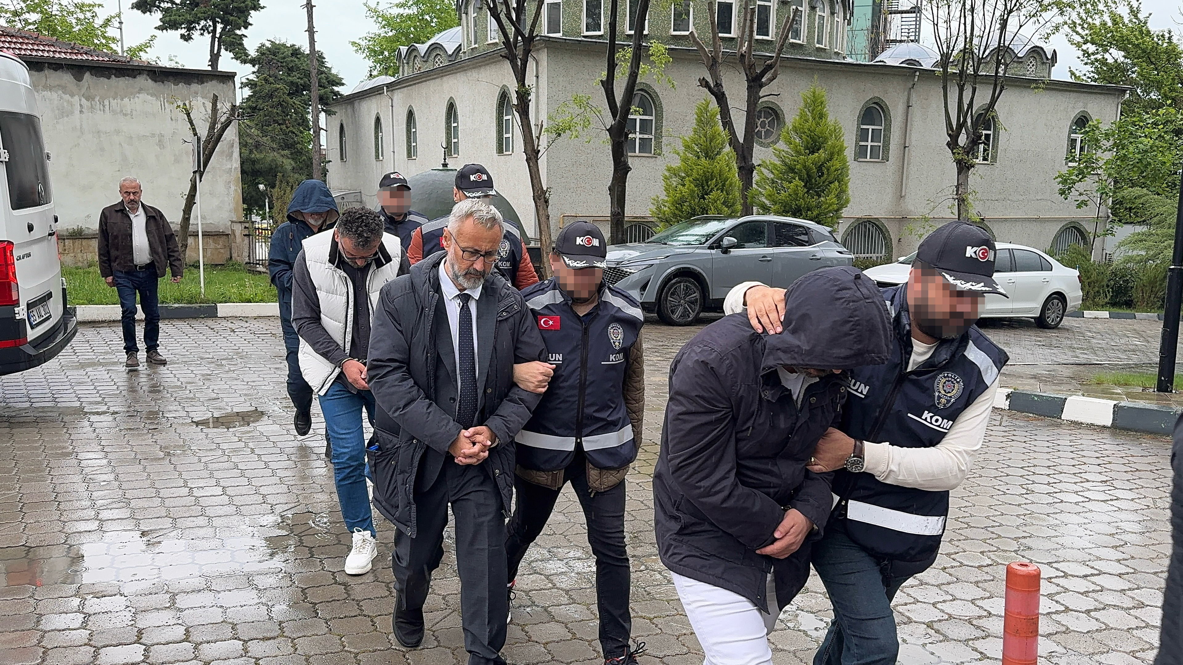 guncelleme-samsun-merkezli-rusvet-operasyonunda-gozaltina-alinan-2-zanli-tutuklandi-PYqDvCuj.jpg