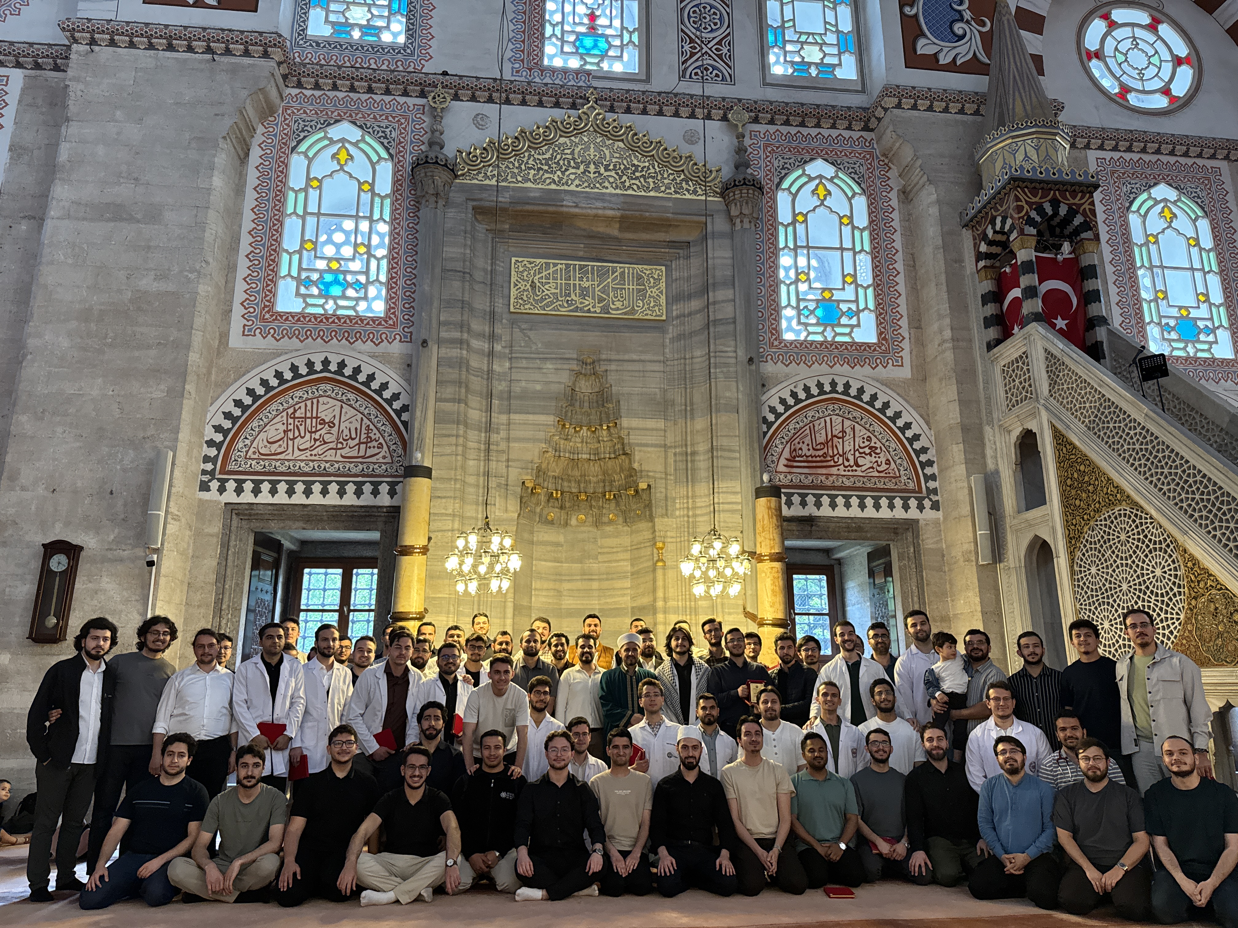 istanbul-tibbiyeliler-mezuniyeti-toreni-sehzade-camisinde-gerceklestirildi-VB2GZjMwjpg