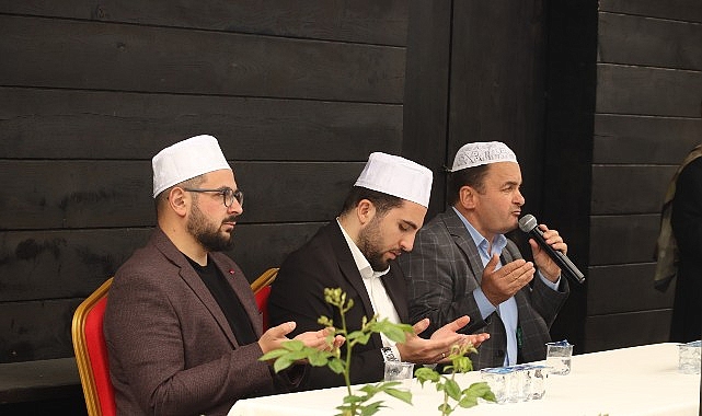 Kandıra Baba Tepesi’nde Akçakoca Bey Dualarla Anıldı