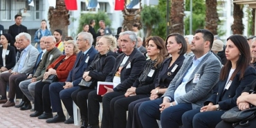 karabaglar-belediyesi-uc-fidani-kendi-isimlerini-tasiyan-parkta-andi-6IgLVvWw.jpg