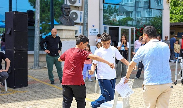 Karabağlarlı Gençler İmtihan Öncesi Moral Depoladı