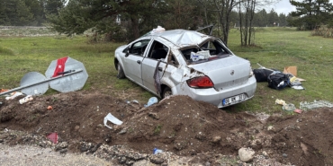 kastamonuda-devrilen-otomobildeki-yasli-cift-yaralandi-SdRqmt46.jpg