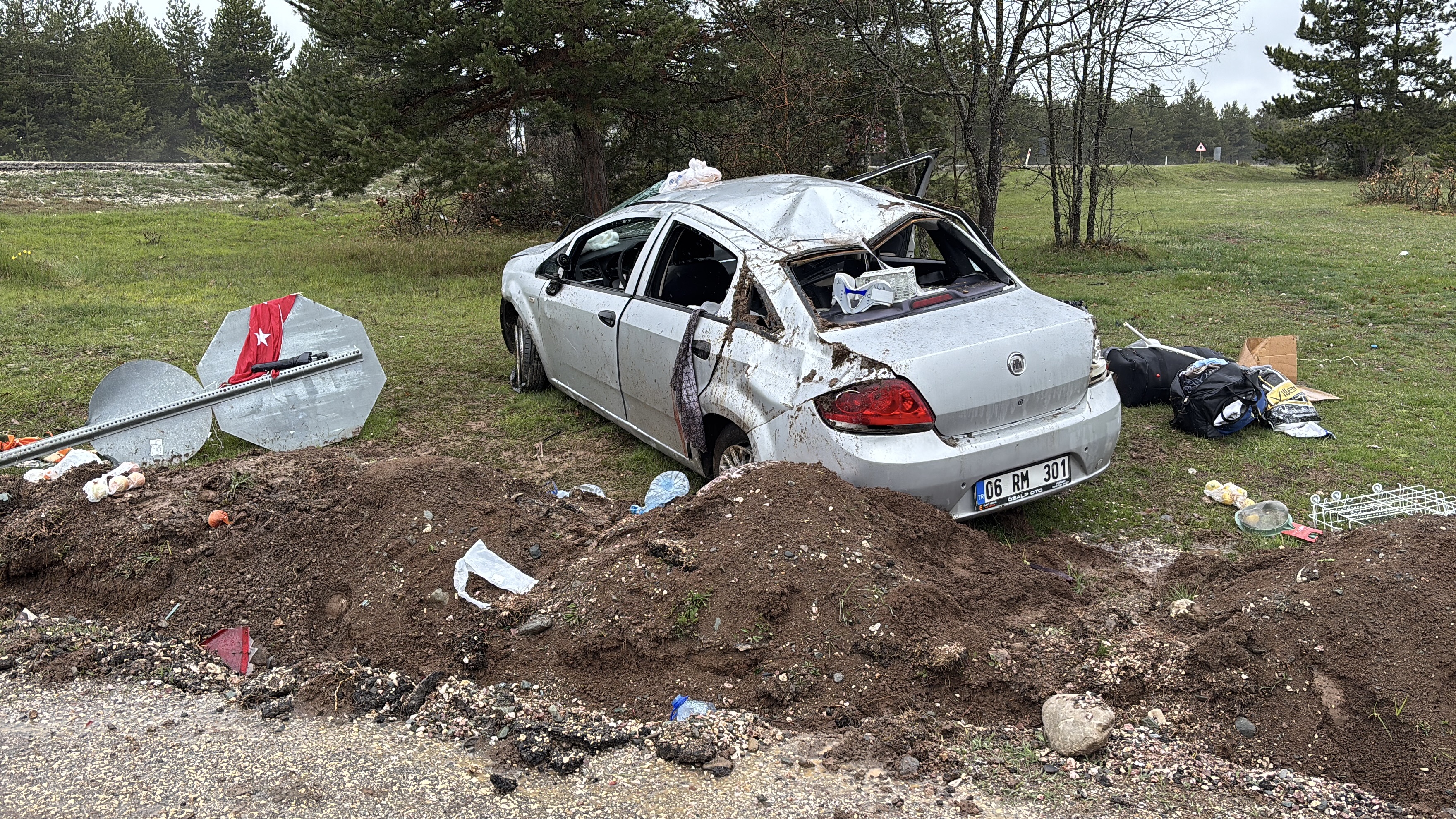Kastamonu’da devrilen otomobildeki yaşlı çift yaralandı