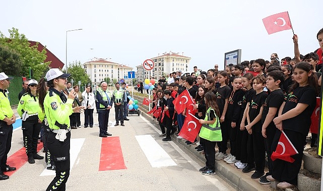 kizilcikli-mahallesinde-trafik-egitim-sokagi-acildi-byFKbl2s.jpg