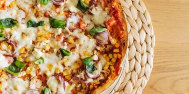 lavastan-yapilir-mi-demeyin-citir-citir-pizza-tarifi-ozel-sosu-nefis-y5LYtJq6.jpg