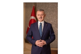Lider Büyükakın’dan Anneler Günü iletisi