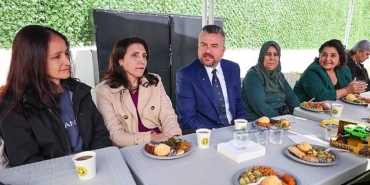lider-gorkem-duman-bes-cayi-na-konuk-oldu-399du6qY.jpg