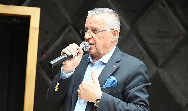 lider-topaloglu-ogrenci-velileriyle-bir-ortaya-geldi-Txf2ifv3.jpg