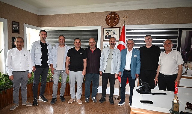 macoglundan-lider-topalogluna-ziyaret-A1OnLd1r.jpg