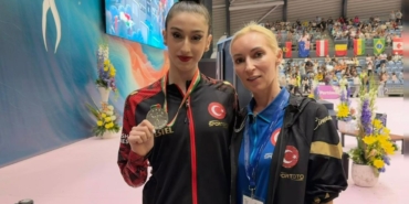 milli-cimnastikci-hatice-gokce-emirden-dunya-challenge-kupasinda-tarihi-madalya-GwBF5elpjpg
