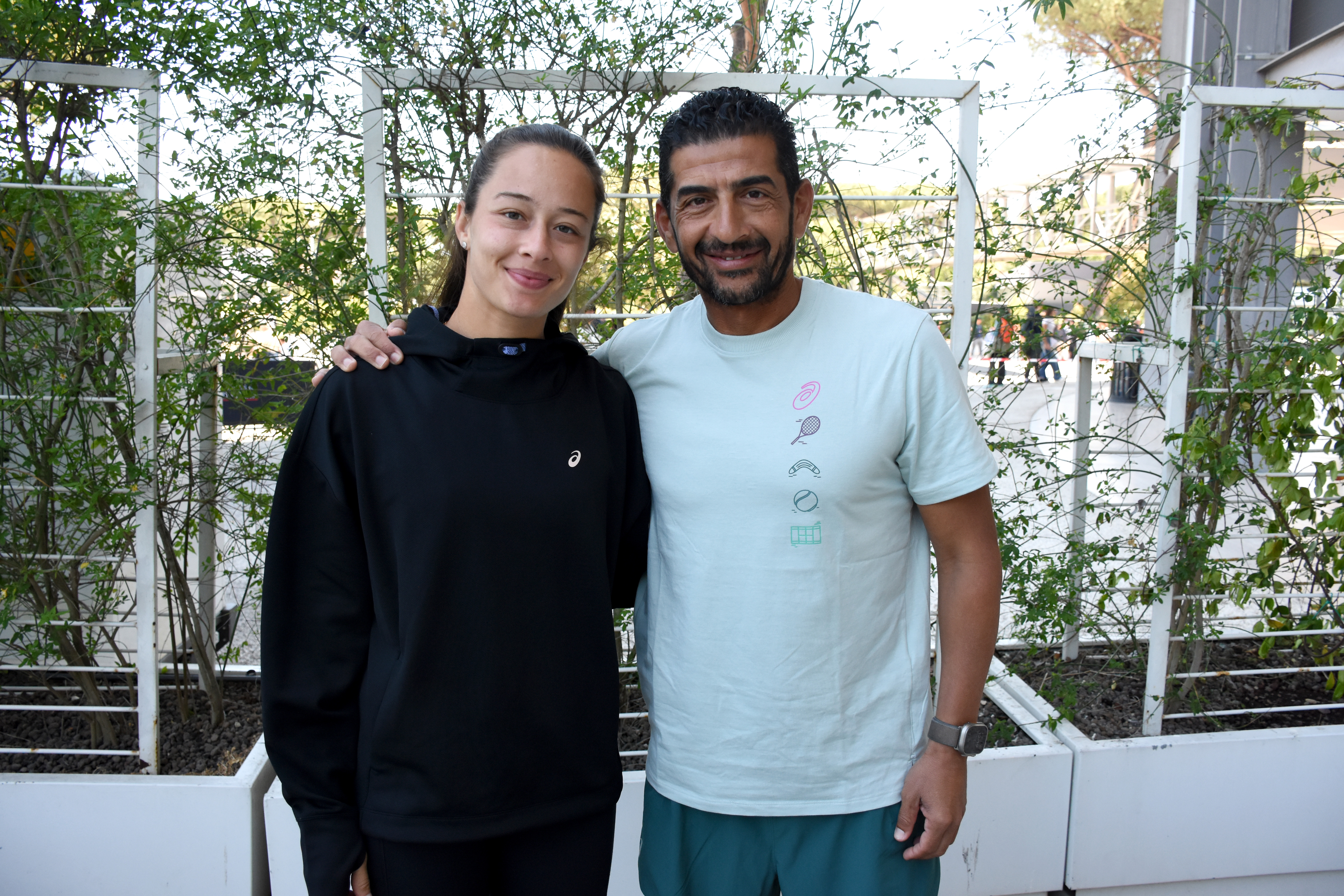 milli-tenisci-zeynep-sonmezin-tunuslu-basantrenoru-jellali-oyuncusuna-guveniyor-P7PgIzfB.jpg