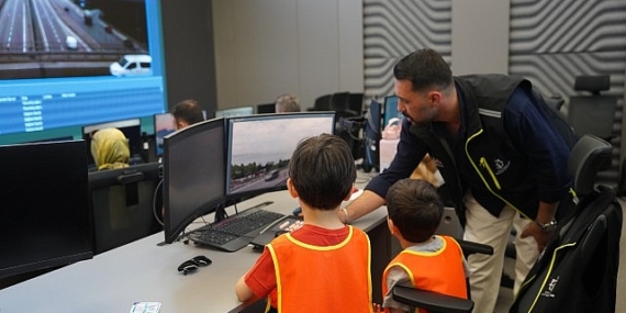 Minikler trafik güvenliğini yerinde öğrendi