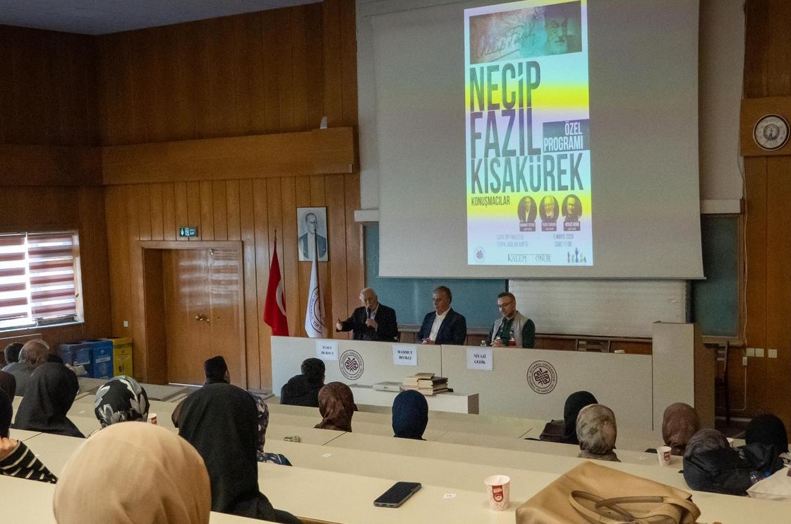 necip-fazil-kisakurek-istanbul-universitesi-tip-fakultesinde-anildi-jhfBAzkP.jpg
