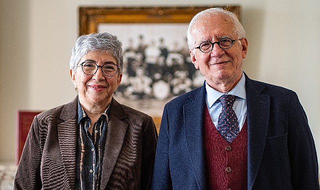 ressam-ve-sair-tevfik-fikret-kitabi-gs-universitesi-kultur-ve-sanat-merkezindeki-galatasaray-muzesinde-SGpFvOXN.jpg