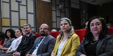 sanatin-puruz-tanimadigi-gece-gjl8GnKL.jpg