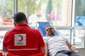 Selçuklu Belediyesi Kızılay’a Dayanak Olmayı Sürdürüyor